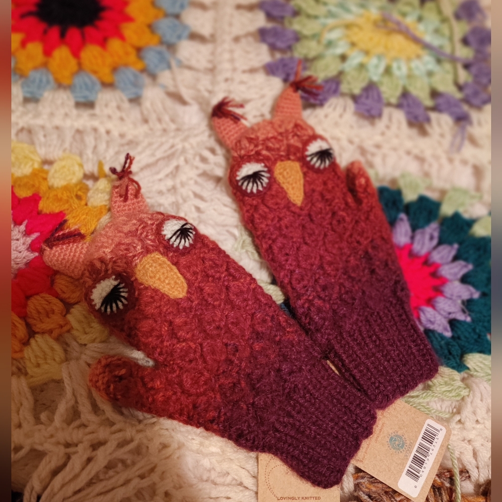 Hand Knit Childrens Size Critter Mittens
